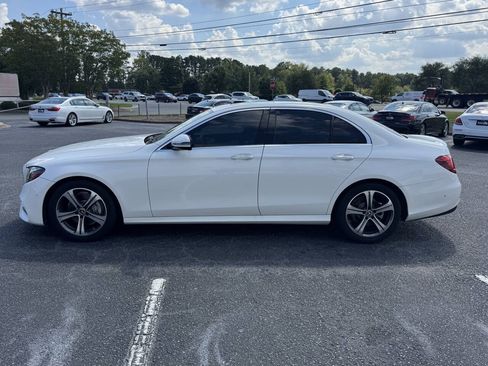 Used 2018 Mercedes-Benz E 300 w/ Premium 1 Package image 4