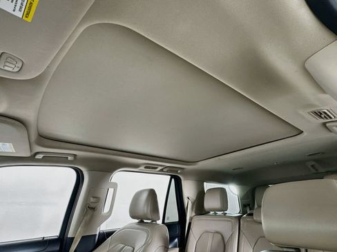 Used 2022 Ford Expedition Limited AWD/4WD image 13