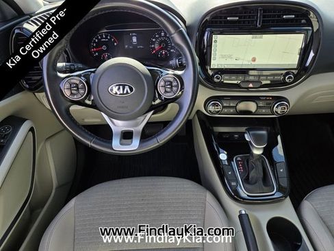 Certified 2021 Kia Soul EX image 16