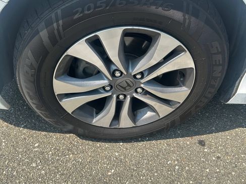 Used 2014 Honda Accord LX image 15