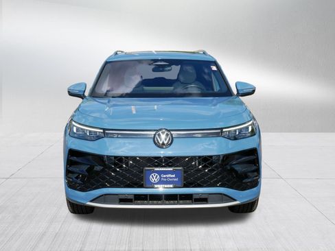 Certified 2025 Volkswagen Tiguan SEL R-Line AWD/4WD image 2