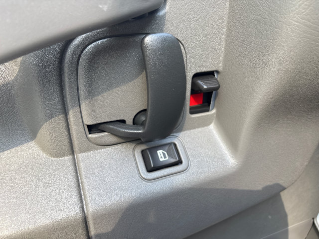 Certified 2025 GMC Savana 2500 w/ Driver Convenience Package RWD image 17