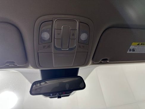 Used 2020 Hyundai Santa Fe SEL image 24