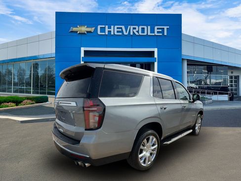 Used 2024 Chevrolet Tahoe High Country image 10