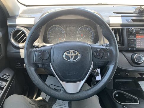Used 2018 Toyota RAV4 LE w/ All Weather Liner Package AWD/4WD image 10