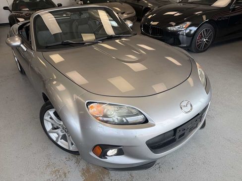 Used 2015 MAZDA MX-5 Miata Grand Touring w/ Premium Package RWD image 18