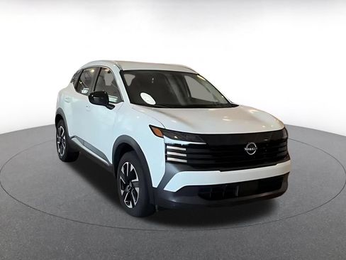 Used 2026 Nissan Kicks SV w/ Cold Weather Package AWD/4WD image 3