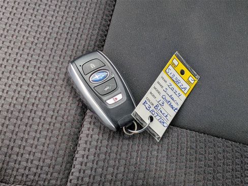 Certified 2024 Subaru Outback Premium AWD/4WD image 19