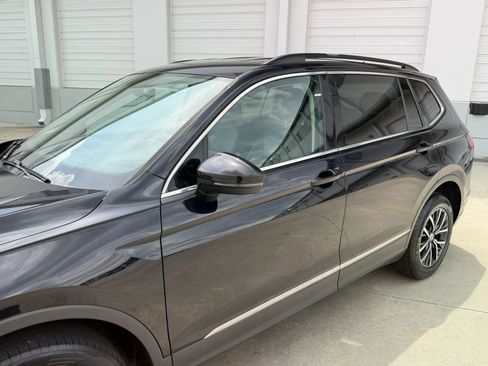 Used 2020 Volkswagen Tiguan SE FWD image 15