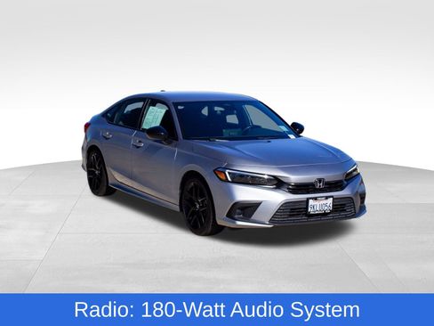 Used 2024 Honda Civic Sport image 2