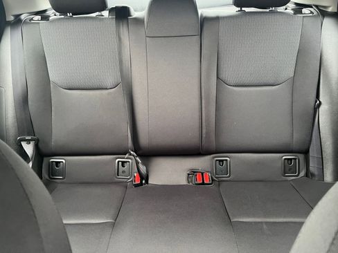 Used 2025 Toyota Prius LE image 34