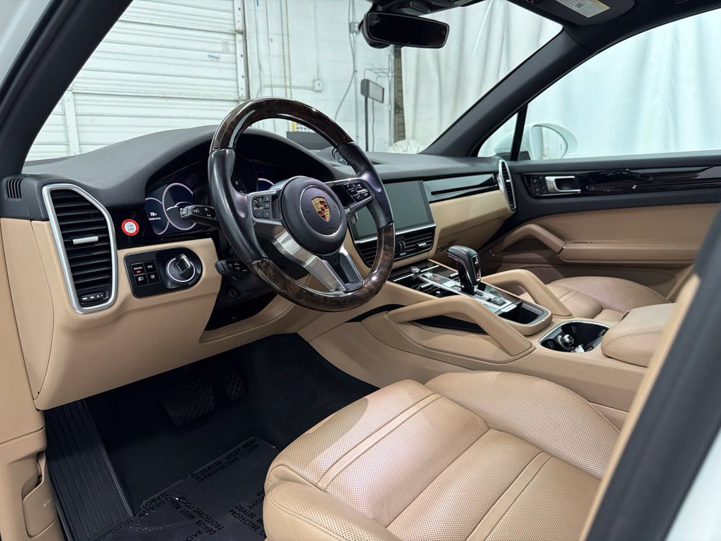Used 2019 Porsche Cayenne AWD/4WD image 13