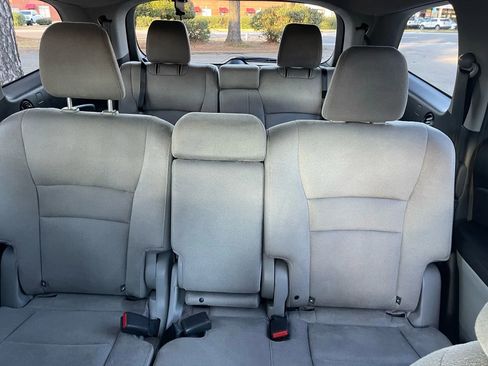 Used 2019 Honda Pilot EX image 16