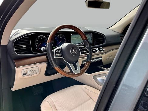 Used 2020 Mercedes-Benz GLS 450 4MATIC image 16