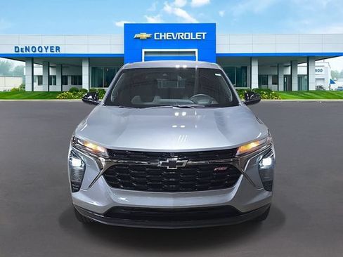 New 2026 Chevrolet Trax RS w/ Driver Confidence Package FWD image 3