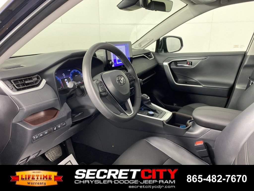 Used 2025 Toyota RAV4 Limited w/ Weather Package AWD/4WD image 11