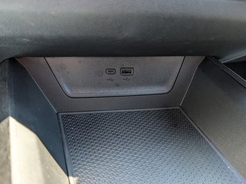 Used 2025 Chevrolet Equinox RS w/ Safety and Technology Package image 27