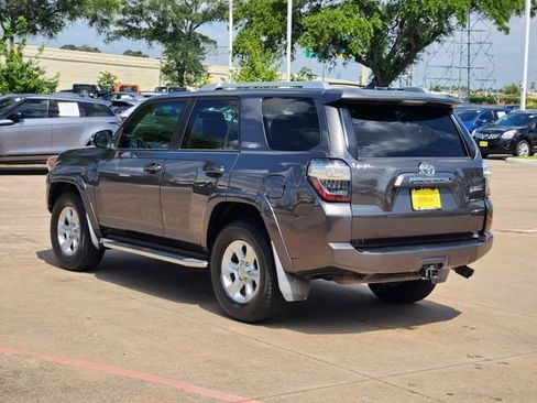 Used 2018 Toyota 4Runner SR5 Premium RWD image 7