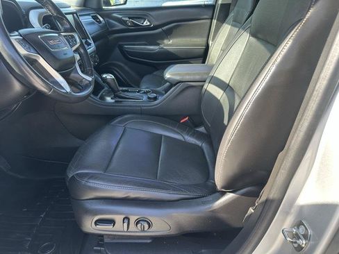 Used 2017 GMC Acadia SLT FWD image 8