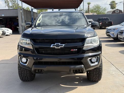 Used 2019 Chevrolet Colorado Z71 w/ Z71 Midnight Edition AWD/4WD image 3