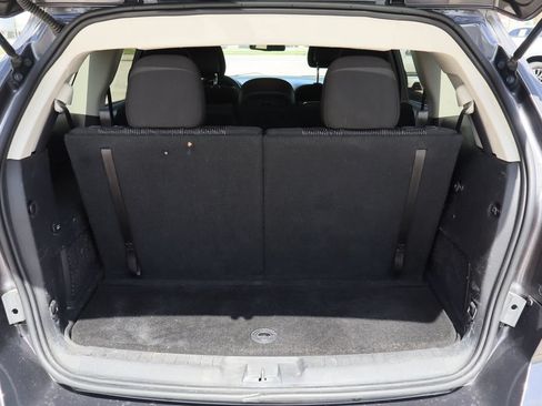 Used 2019 Dodge Journey SE FWD image 25