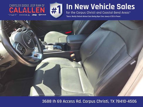 Used 2023 Kia Sportage EX FWD image 18