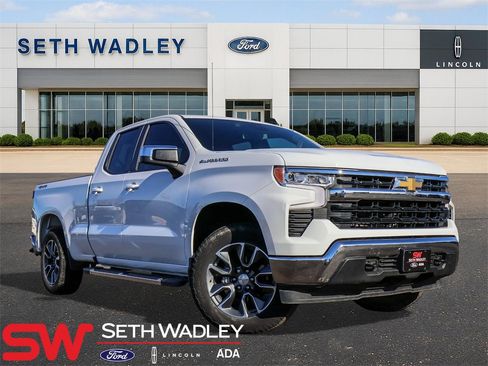 Used 2023 Chevrolet Silverado 1500 LT image 1