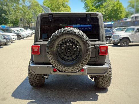 Used 2025 Jeep Wrangler Unlimited Sport AWD/4WD image 10
