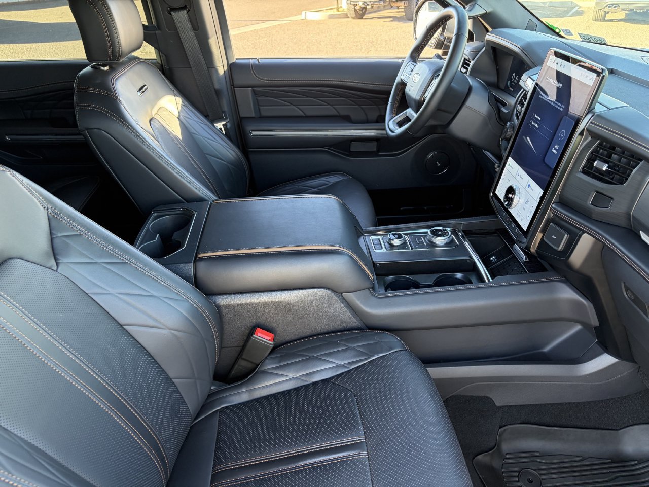 Certified 2024 Ford Expedition Max Platinum AWD/4WD image 15