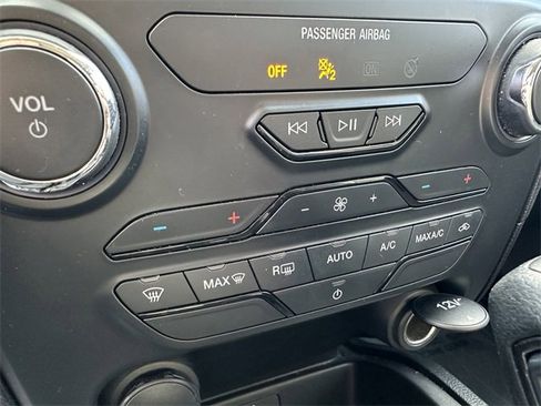 Certified 2022 Ford Ranger XLT w/ Equipment Group 301A Mid image 23