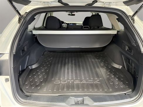 Used 2023 Subaru Outback Premium image 35
