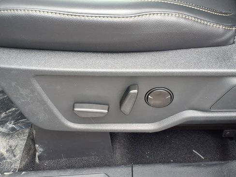 New 2026 Ford Bronco Badlands image 16