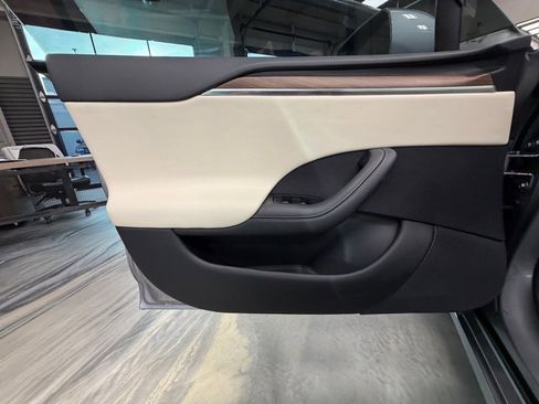 Used 2024 Tesla Model S image 51