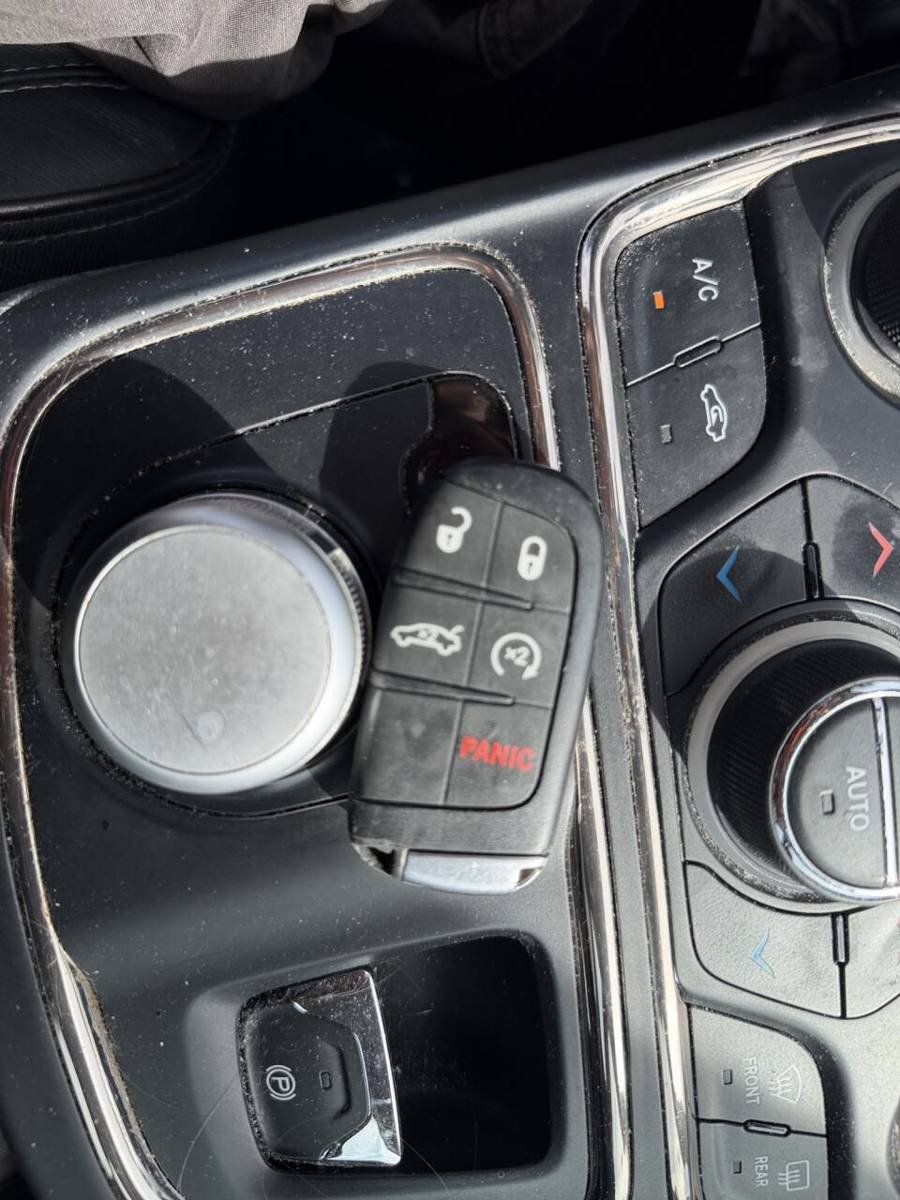 Used 2015 Chrysler 200 C w/ Navigation & Sound Group I FWD image 43