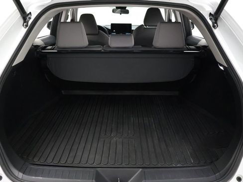 Certified 2023 Toyota Venza LE image 22