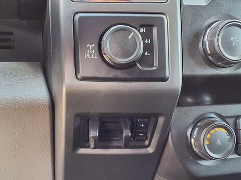 Used 2022 Ford F250 XLT image 24