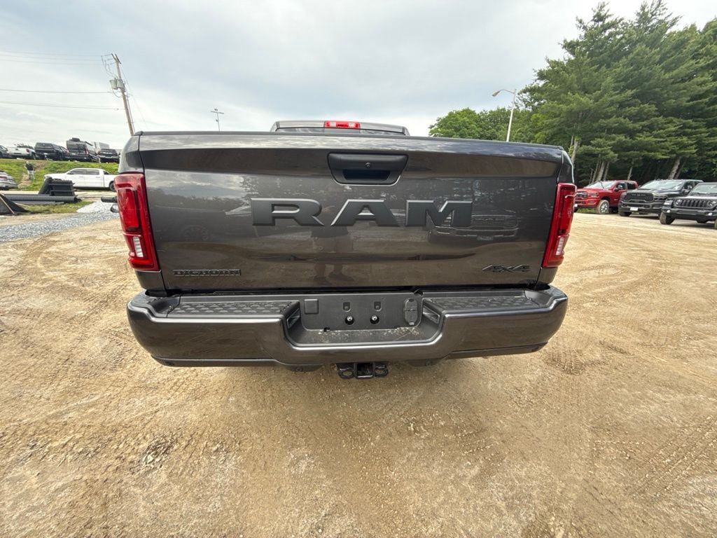 New 2026 RAM 2500 Big Horn AWD/4WD image 4