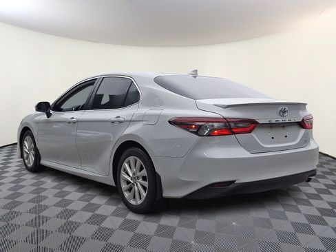 Used 2024 Toyota Camry LE w/ Convenience Package FWD image 4