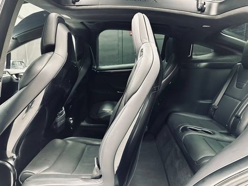 Used 2016 Tesla Model X 90D AWD/4WD image 25