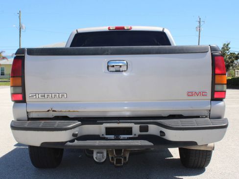 Used 2006 GMC Sierra 1500 W/T w/ Light Duty Power Package image 20