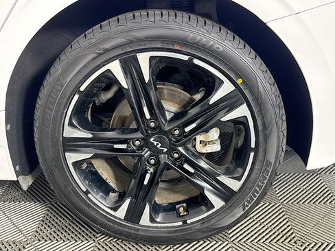 Used 2023 Kia K5 GT-Line w/ GT-Line Premium Package FWD image 36