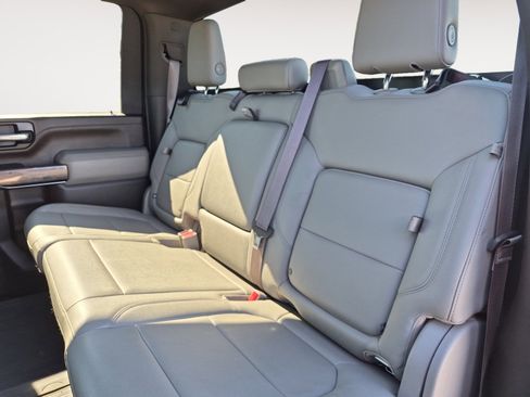 Used 2023 Chevrolet Silverado 2500 LTZ w/ Gooseneck/5TH Wheel Package image 23