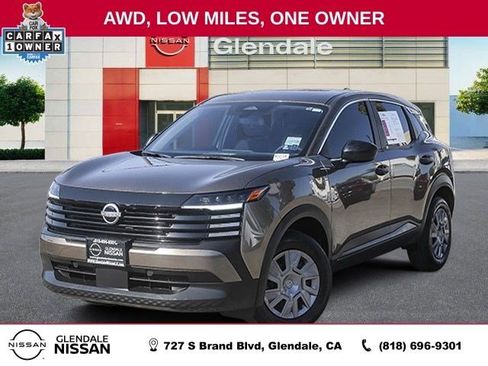 Used 2025 Nissan Kicks S AWD/4WD image 1
