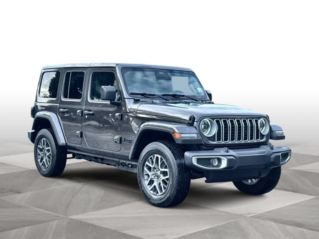 Used 2026 Jeep Wrangler Unlimited Sahara AWD/4WD image 2