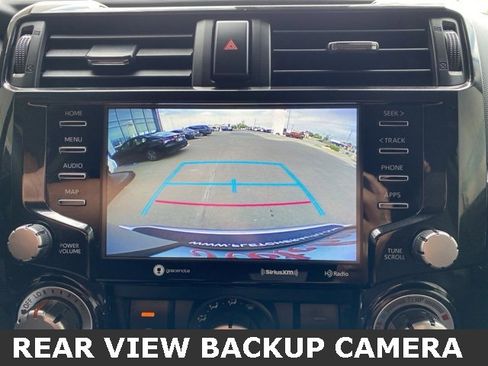 Used 2024 Toyota 4Runner TRD Off-Road Premium image 8