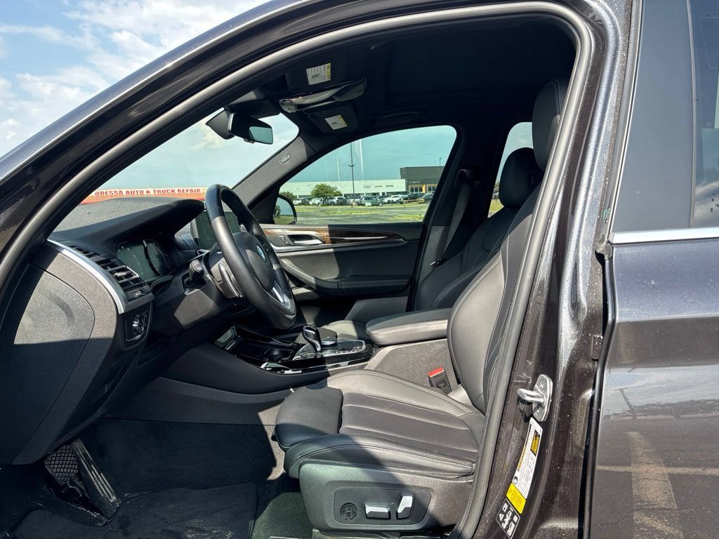 Used 2022 BMW X3 xDrive30i AWD/4WD image 10