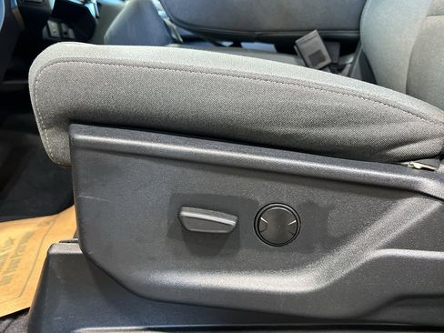 Used 2025 Ford F150 XLT w/ Equipment Group 301A Standard image 15