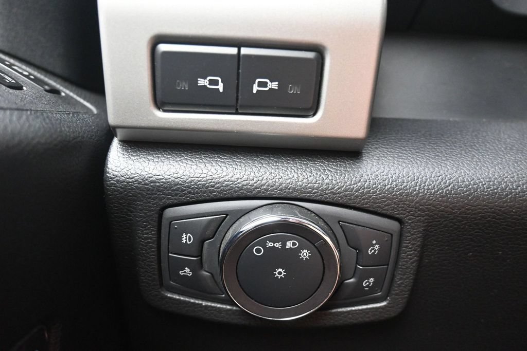 Used 2019 Ford F350 Lariat w/ Lariat Ultimate Package AWD/4WD image 20
