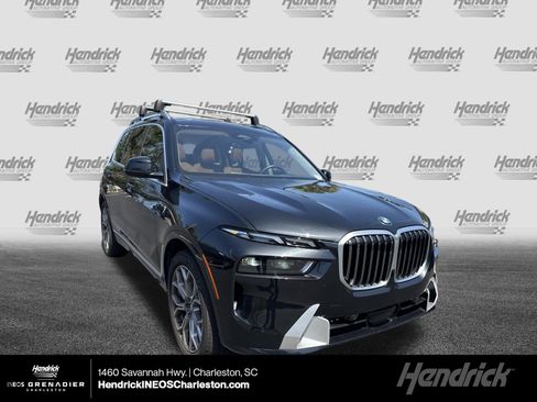 Used 2024 BMW X7 xDrive40i w/ Premium Package AWD/4WD image 1