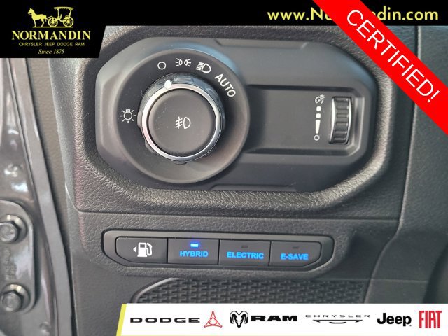 Certified 2024 Jeep Wrangler Unlimited AWD/4WD image 14